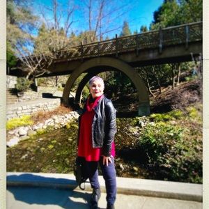 Meet your Posher, Maxine